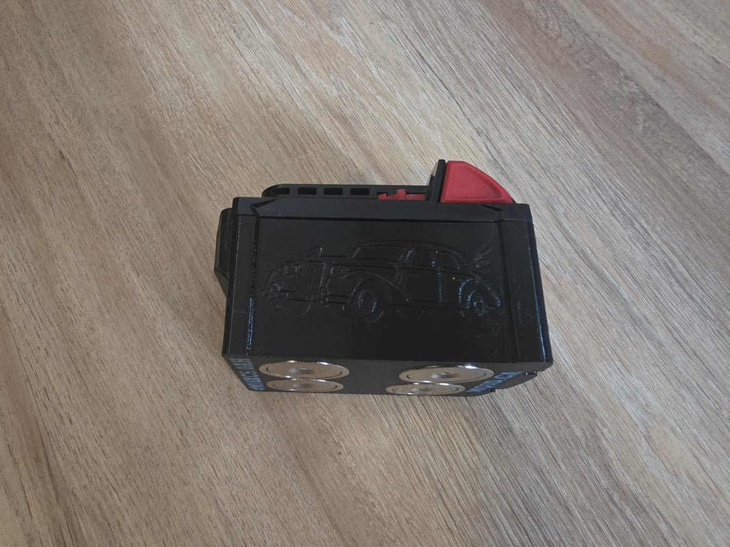 Milwaukee M18 XC5.0Ah magnetic battery Casing